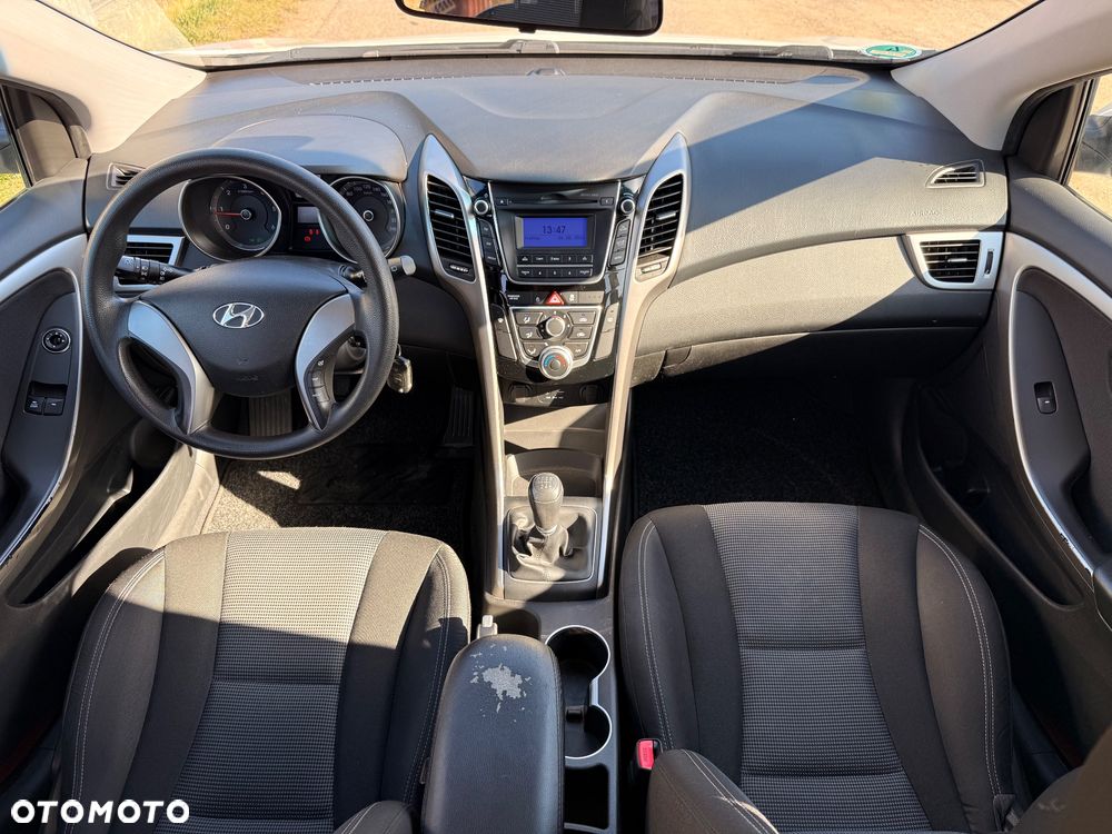 Hyundai i30 blue 1.6 CRDi Classic - 12