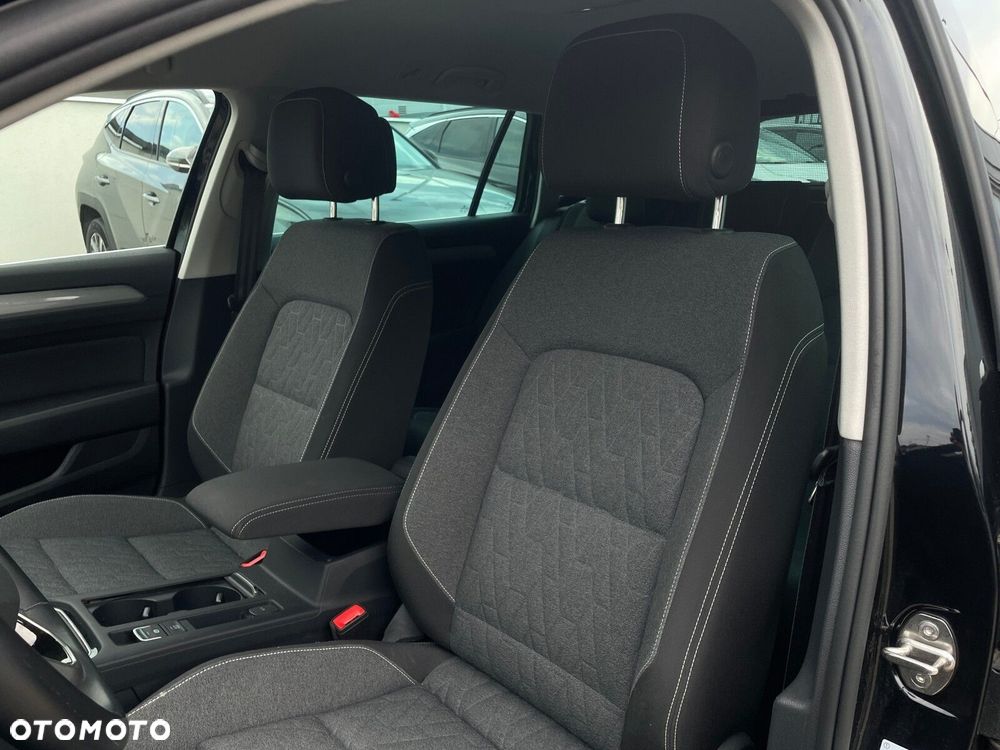 Volkswagen Passat Variant 2.0 TDI SCR Business Plus DSG - 11