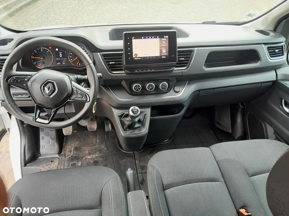 Renault Trafic - 10