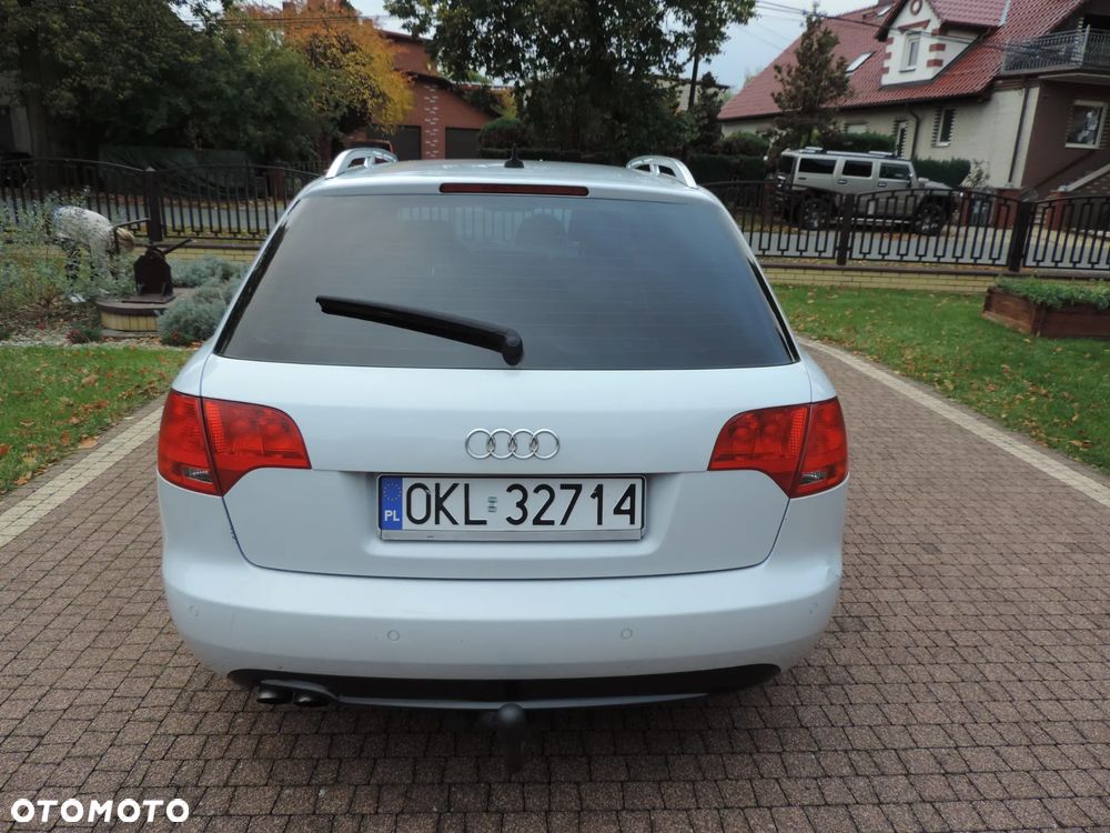 Audi A4 Avant - 4