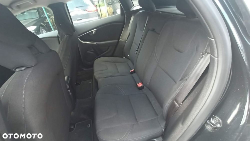 Volvo V40 - 30