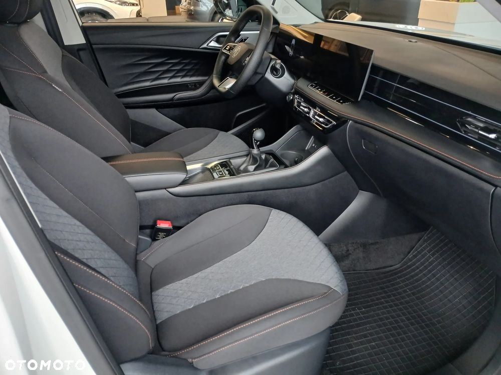 MG HS 1.5 T-GDI Excite - 10