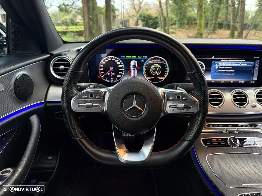 Mercedes-Benz E 300 de AMG Line - 12