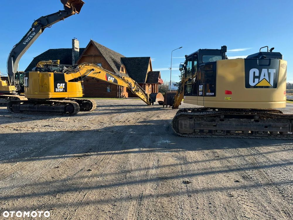 Caterpillar 325FLCR - 18