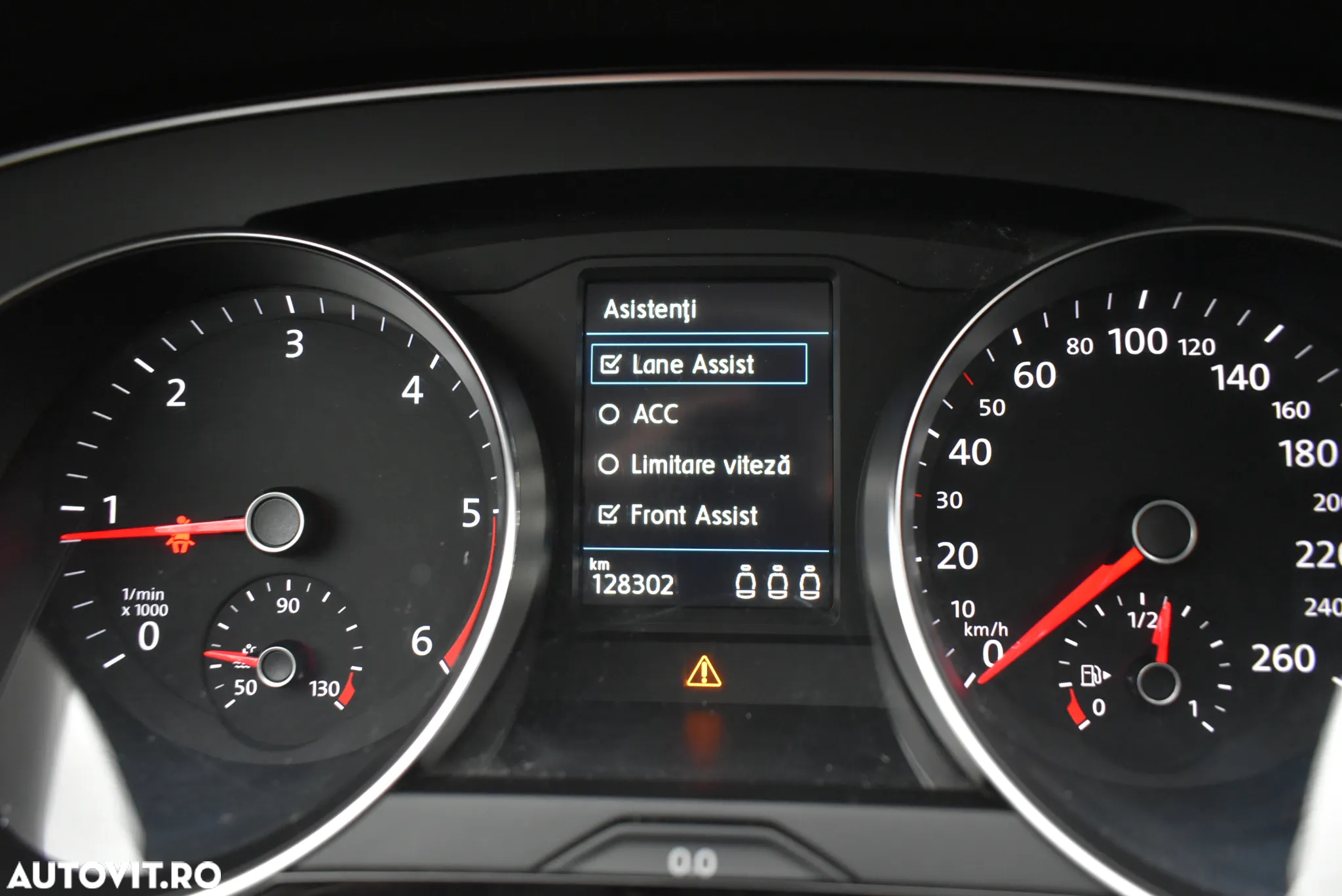 Volkswagen Passat 2.0 TDI DSG 4Motion Highline - 29