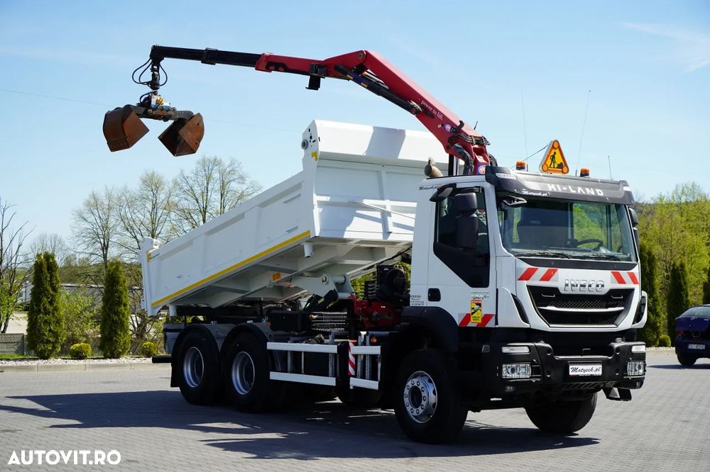 Iveco TRAKKER 360 / 6x4 / BASCULĂ DUBLU + HYDRODOLT / + HDS HMF 1643 Z2 / CUPĂ DE ÎNMATRICULARE / ROTATOARE / TELECOMANDĂ - 9