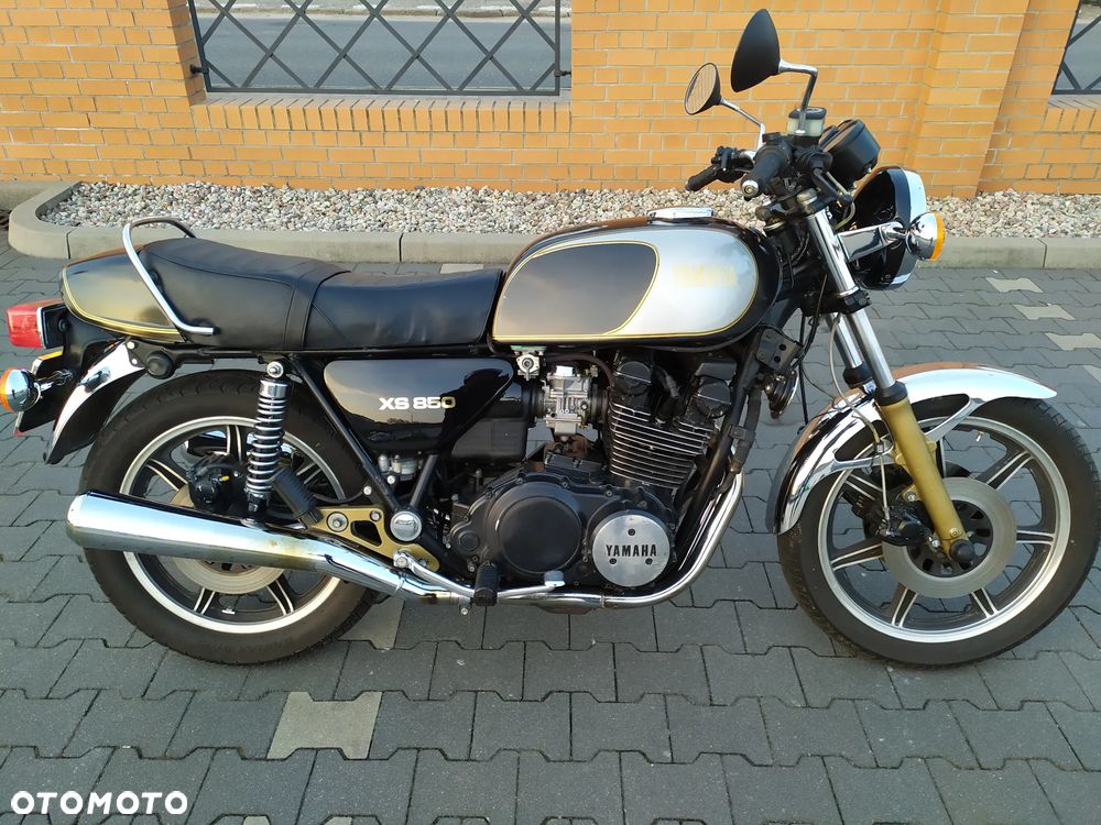 Yamaha XS - 1