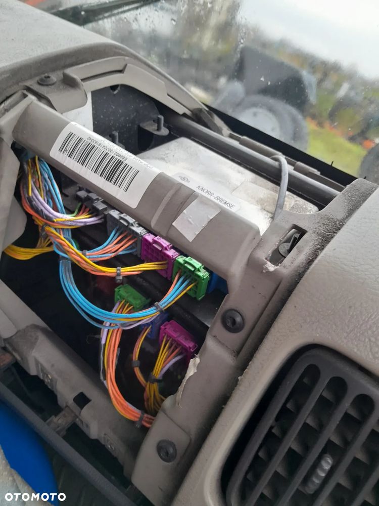 RENAULTPREMIUM DXI SKRZYNKA -PUSZKA BEZPIECZNIKOW    08R - 2