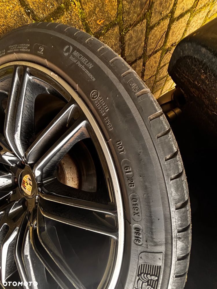 Porsche Cayenne S - 26