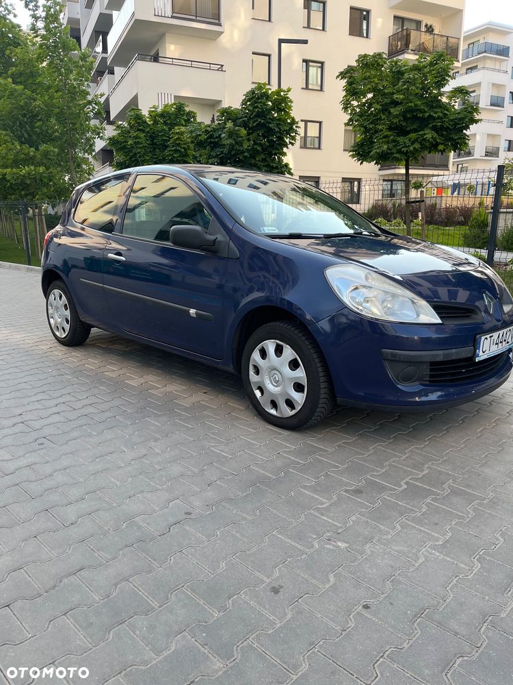 Renault Clio - 3