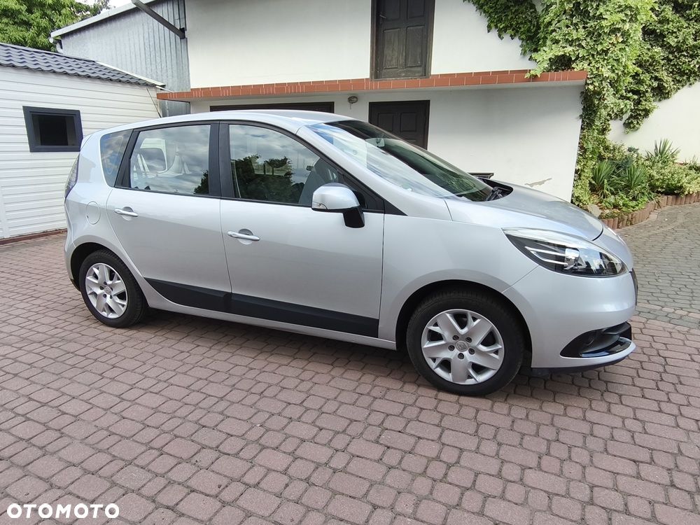 Renault Scenic 1.6 16V 110 TomTom Edition - 8