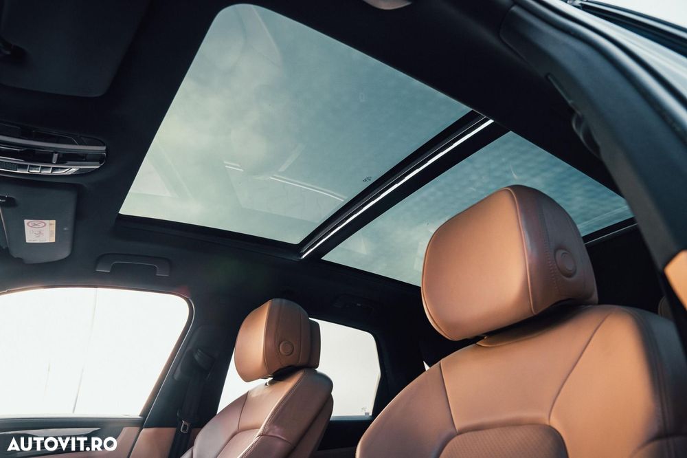 Porsche Cayenne - 25