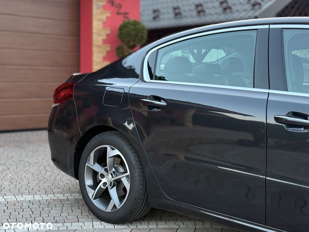 Peugeot 508 2.0 BlueHDi Allure S&S - 11