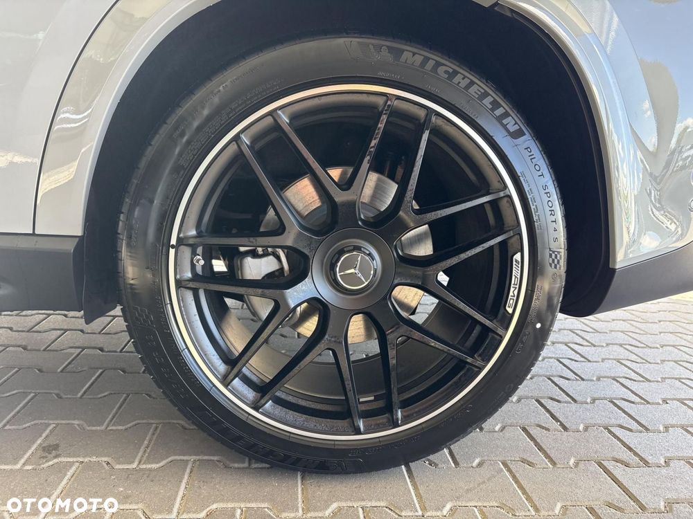 Mercedes-Benz GLE - 19