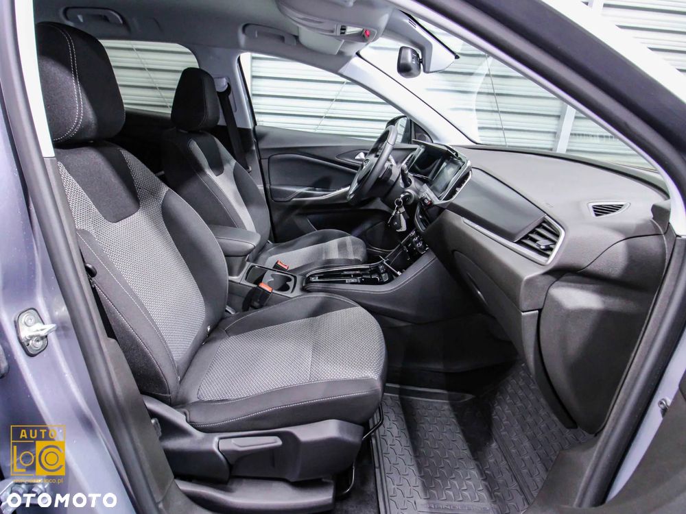 Opel Grandland 1.2 T Business Edition S&S - 10