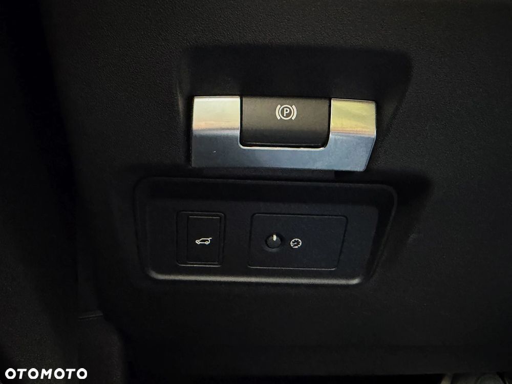 Land Rover Range Rover Evoque 2.0 D180 mHEV R-Dynamic SE - 26