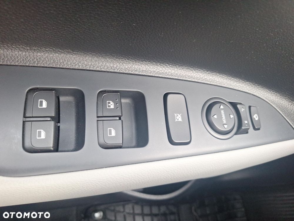 Kia Stonic 1.0 T-GDI L Business Line DCT - 19