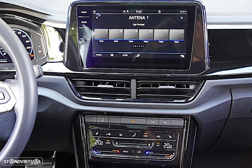 VW T-Roc 2.0 TDI R-Line DSG - 32
