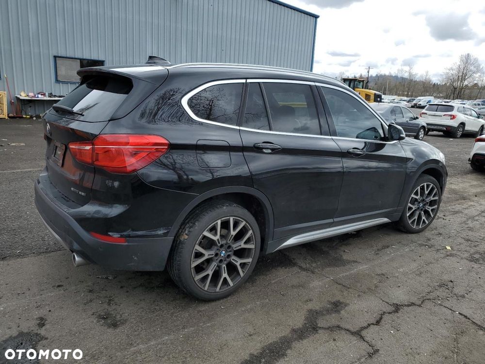 BMW X1 - 26
