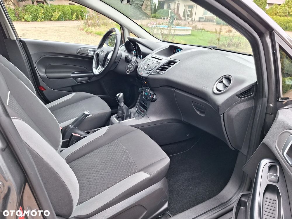 Ford Fiesta - 13
