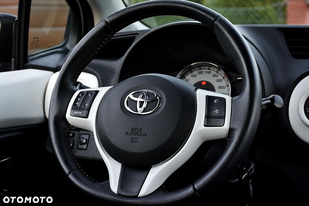 Toyota Yaris 1.33 VVT-i Edition - 19