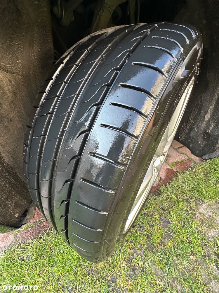 Audi A4 Avant 2.0 TDI Quattro Line - 11