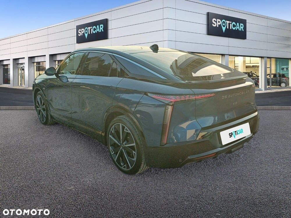 DS Automobiles N°8 - 7