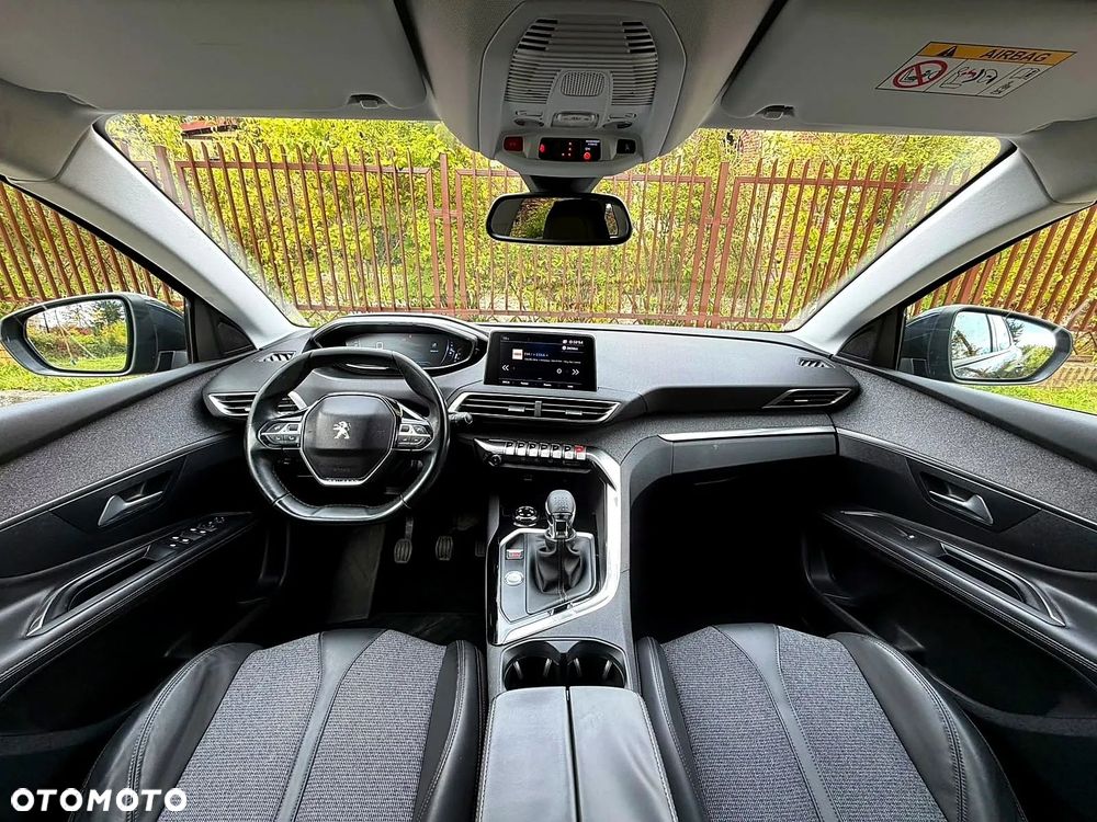 Peugeot 3008 PureTech 130 Stop & Start GPF Allure Business-Paket - 8
