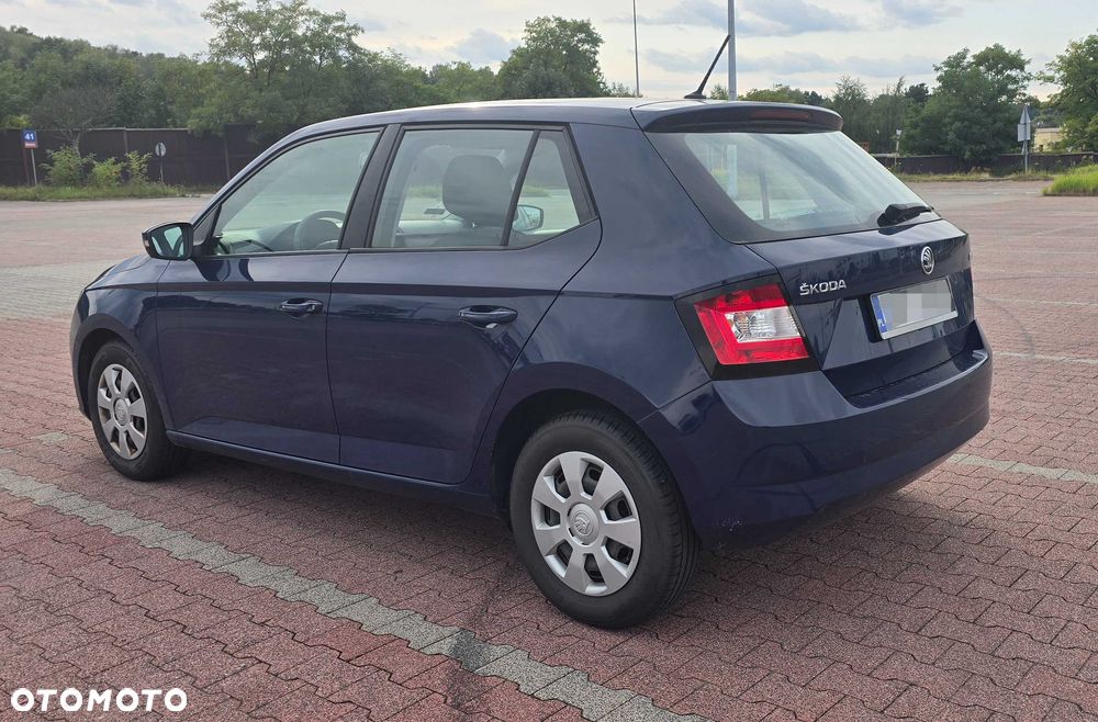 Skoda Fabia - 4