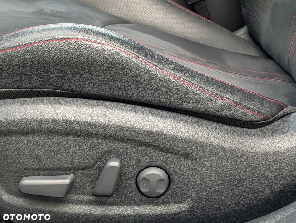 Kia ProCeed 1.6 T-GDI DCT7 OPF GT - 20