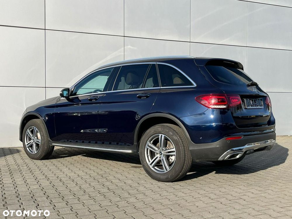 Mercedes-Benz GLC 300 e 4-Matic Business Edition - 9