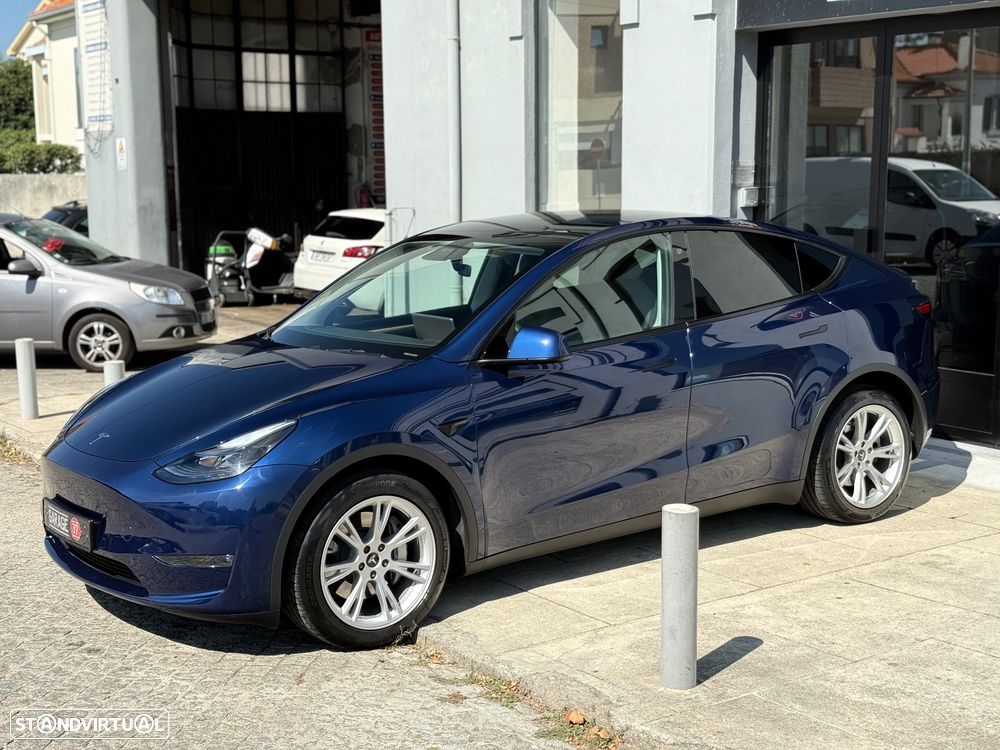 Tesla Model Y 2023 photo 5