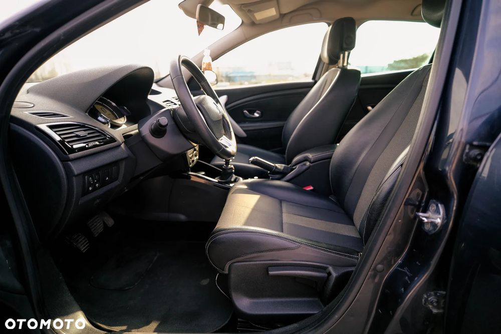 Renault Megane 1.9 dCi Bose Edition - 21