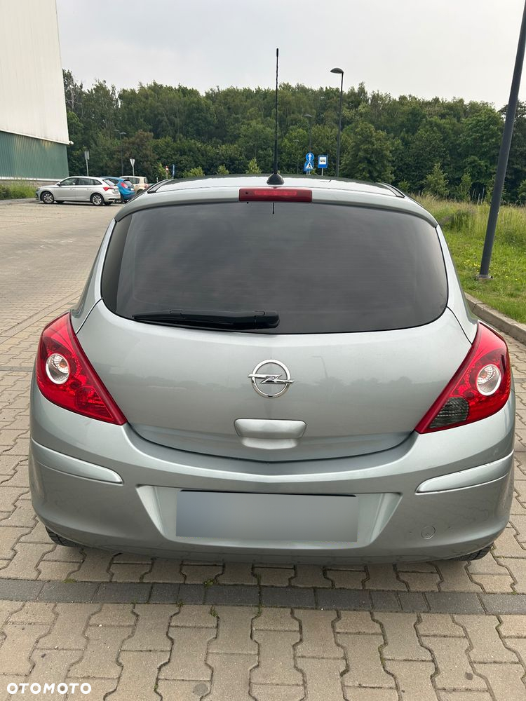 Opel Corsa 1.3 CDTI Cosmo - 2