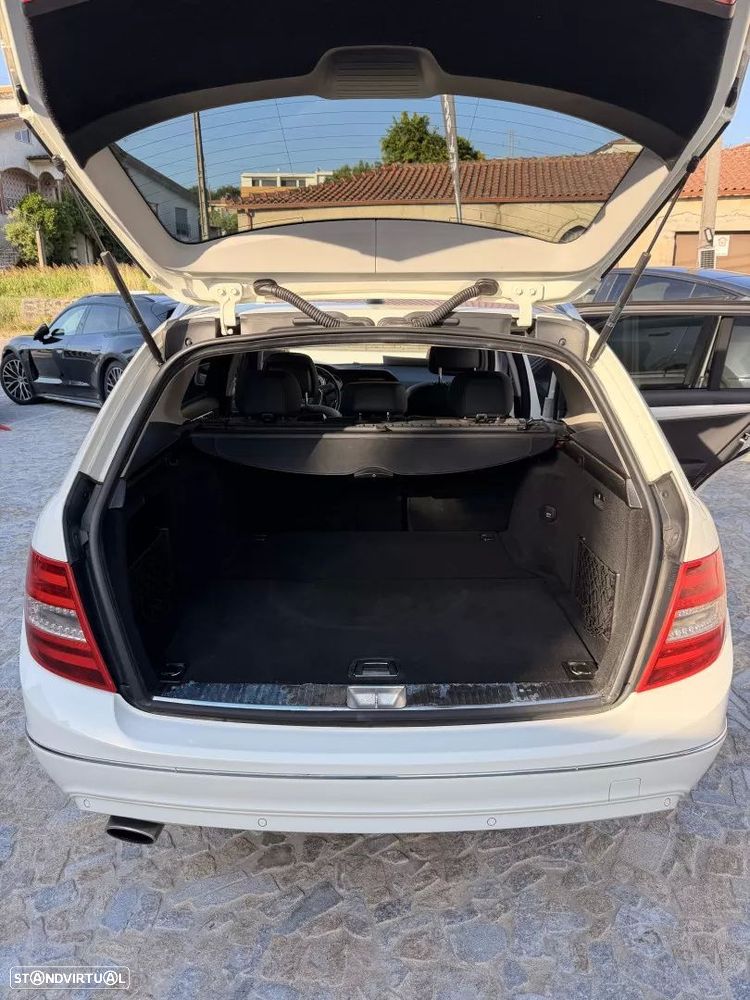 Mercedes-Benz C 220 CDi Elegance Aut. - 11