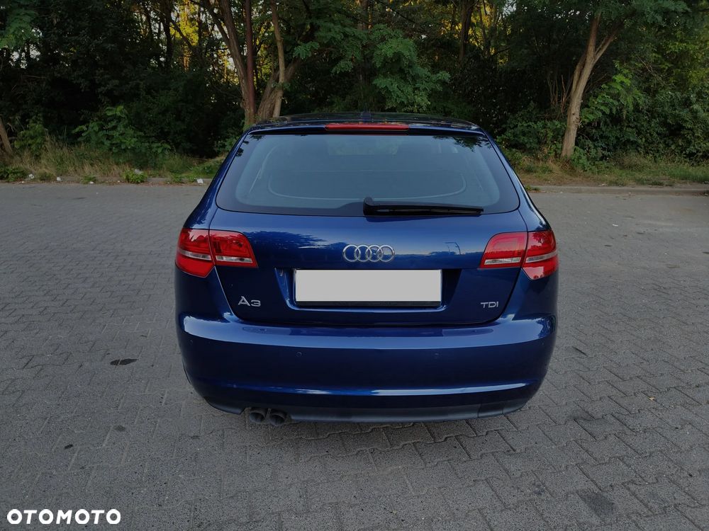 Audi A3 Sportback 2.0 TDI DPF S line Sportpaket - 8