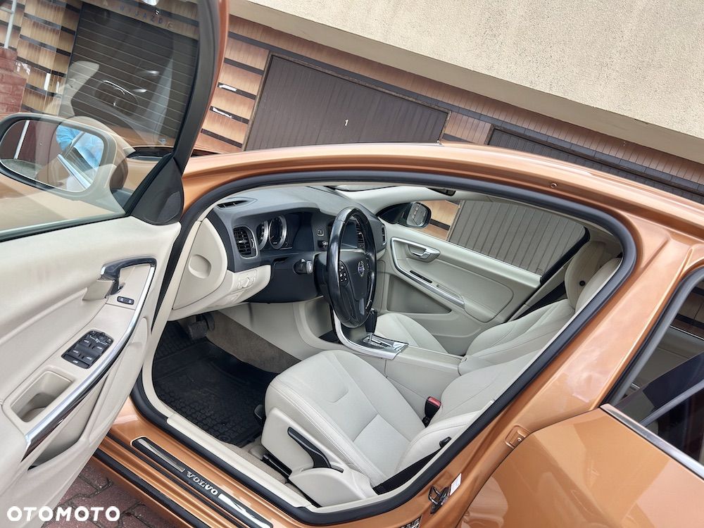 Volvo S60 - 2