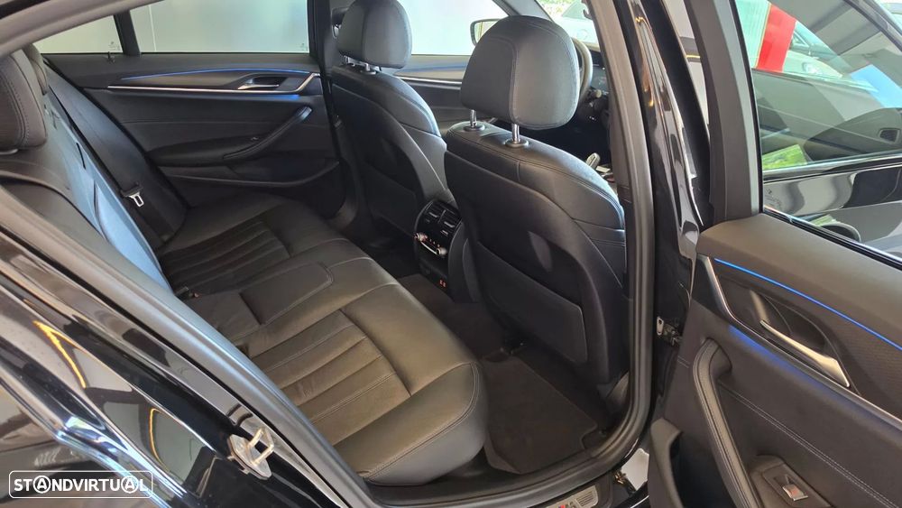 BMW 530 e Pack M - 56