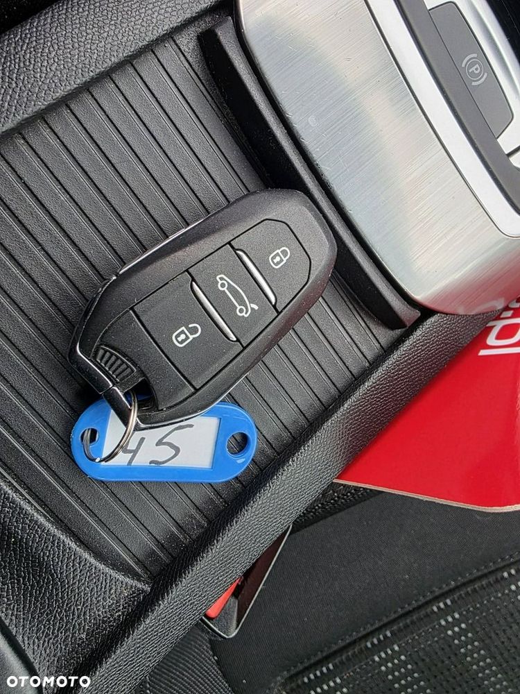 Peugeot 308 BlueHDi 120 EAT6 Stop & Start Active Business-Paket - 30