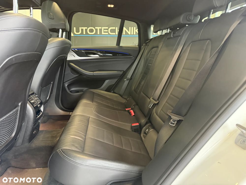 BMW X4 xM40d mHEV - 15