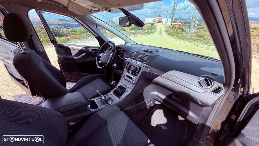 Ford S-Max 1.8 TDCi Titanium 7L - 8