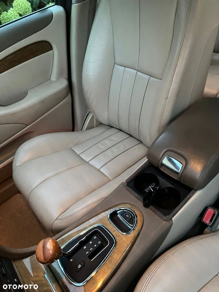 Jaguar S-Type - 15