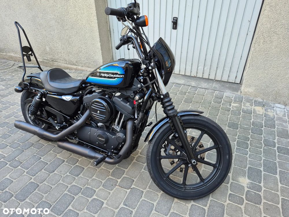Harley-Davidson Sportster Iron 1200 - 1