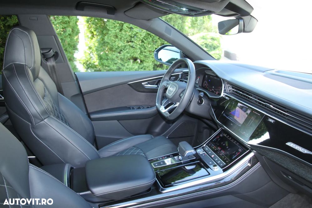 Audi Q8 - 16