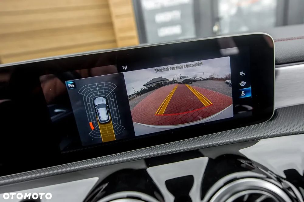 Mercedes-Benz CLA 220 7G-DCT AMG Line - 30