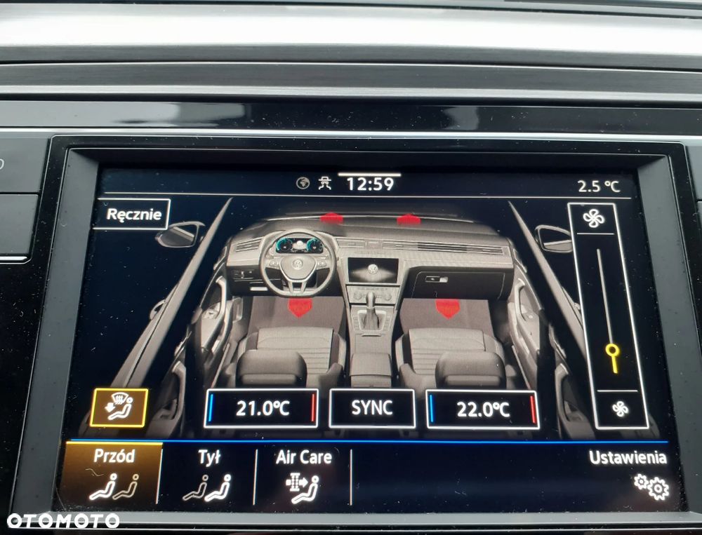 Volkswagen Passat - 16