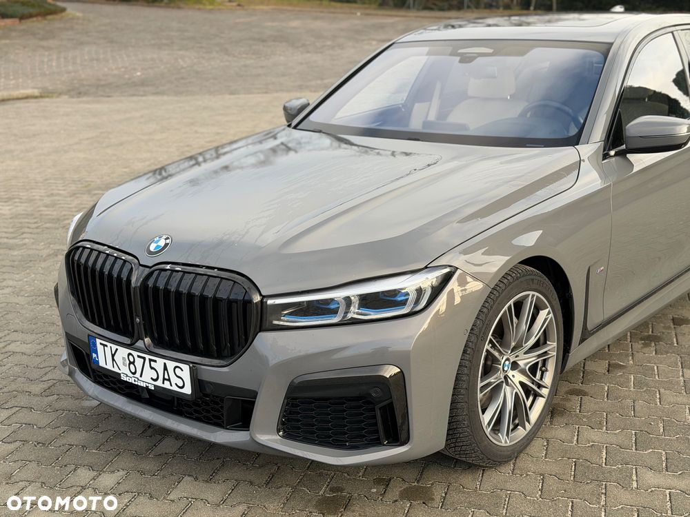 BMW Seria 7 730d xDrive mHEV - 5