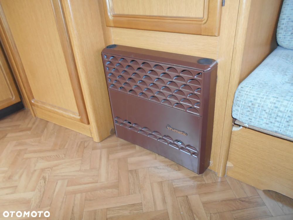 Hobby DE LUXE 350 - 19