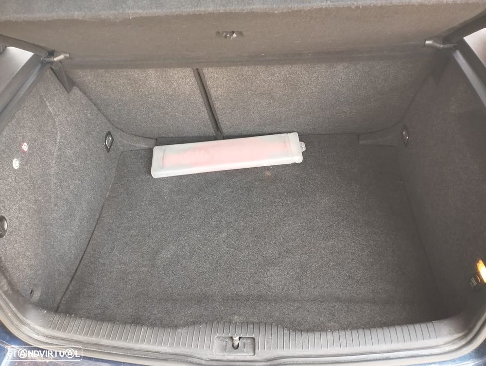 VW Golf 1.9 TDi 4M Highline - 11