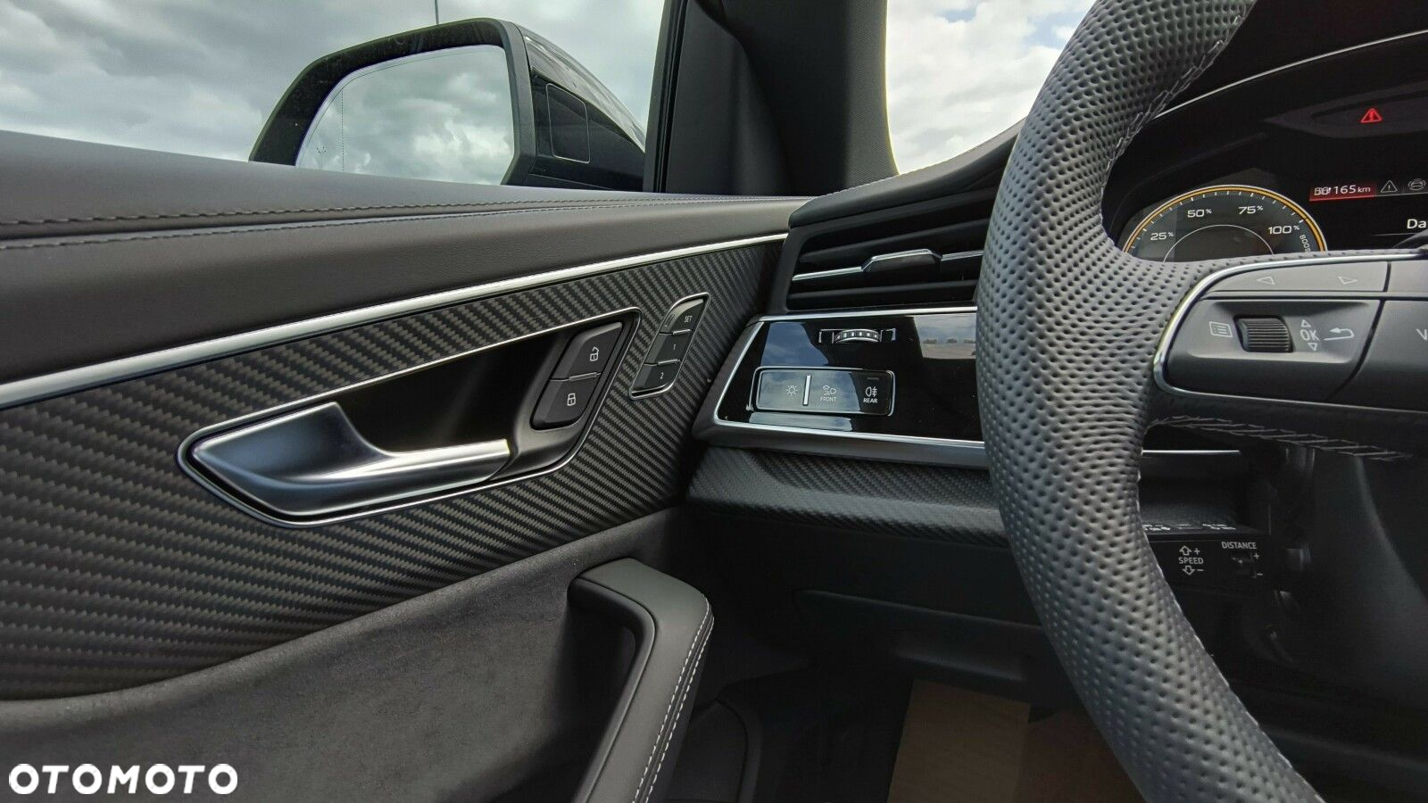 Audi Q8 - 18